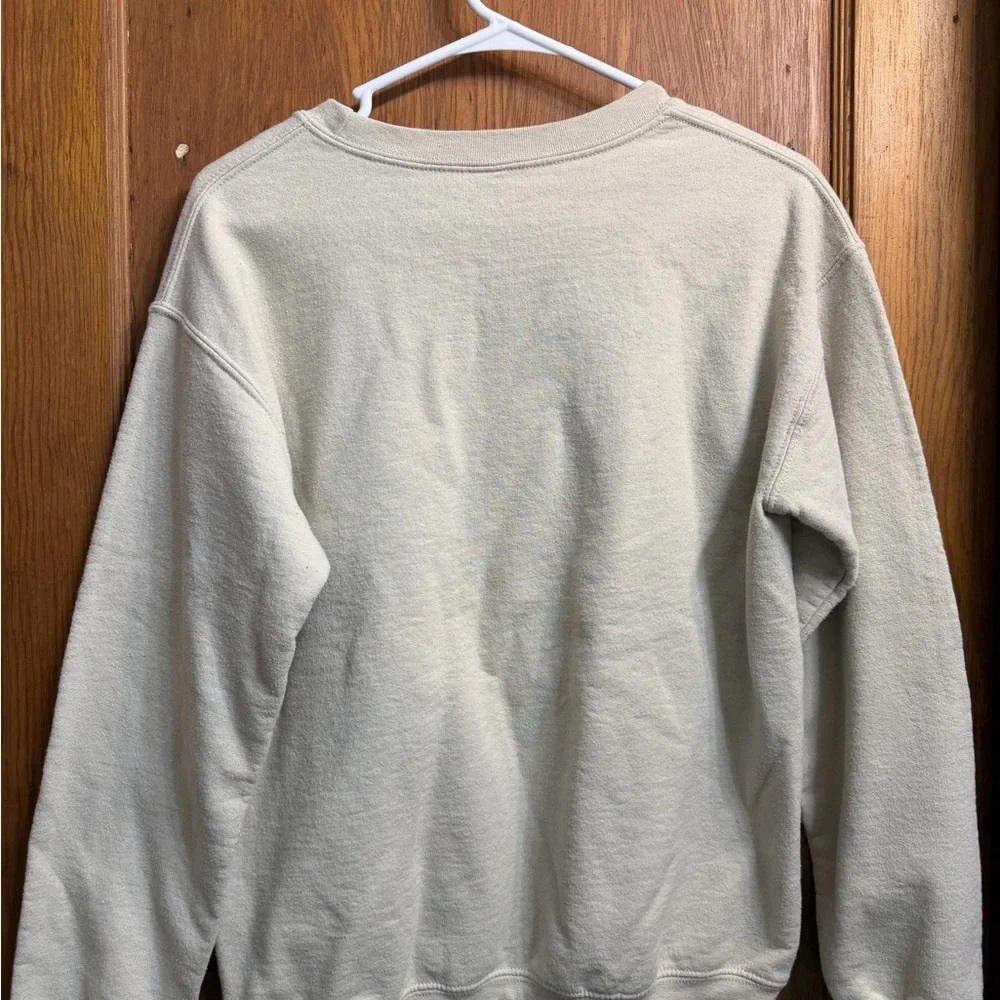 Gildan Beige Sweatshirt with Sun and Floral Design - Picture 2 of 4